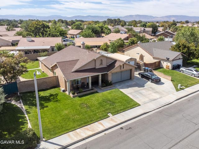 3310 Kayak Street, Lancaster, CA 93535