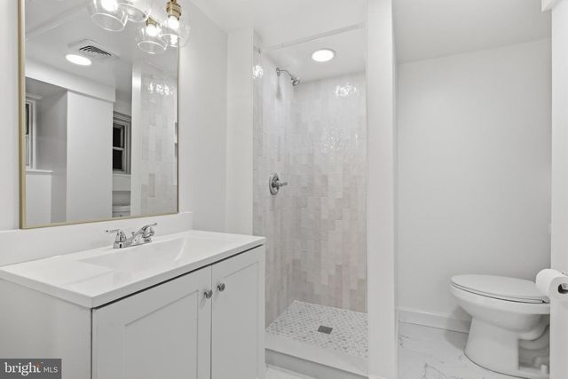 519 QUINCY ST NW, Washington, DC 20011