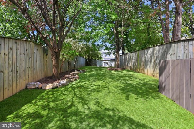 519 QUINCY ST NW, Washington, DC 20011