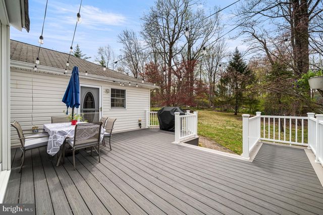 354 BROOKWOOD DR, Downingtown, PA 19335