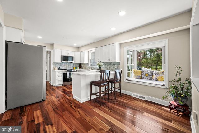 354 BROOKWOOD DR, Downingtown, PA 19335