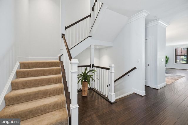 43565 MICHIGAN SQ, Leesburg, VA 20176