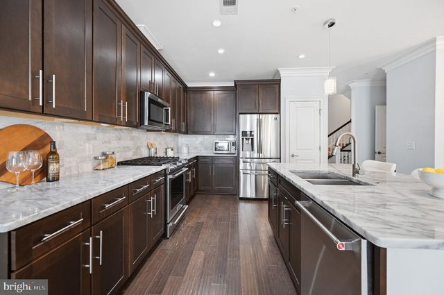 43565 MICHIGAN SQ, Leesburg, VA 20176