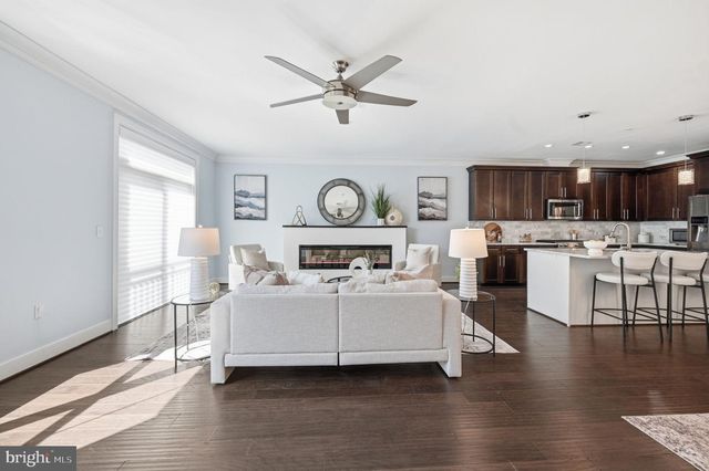 43565 MICHIGAN SQ, Leesburg, VA 20176