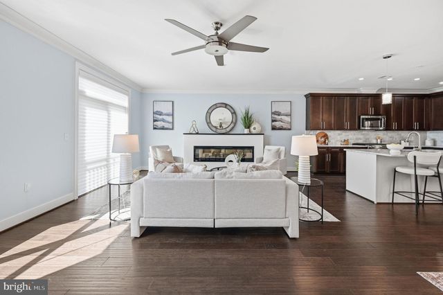 43565 MICHIGAN SQ, Leesburg, VA 20176