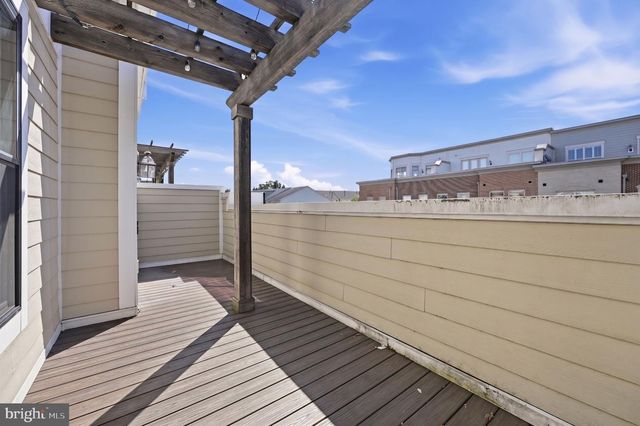 43565 MICHIGAN SQ, Leesburg, VA 20176