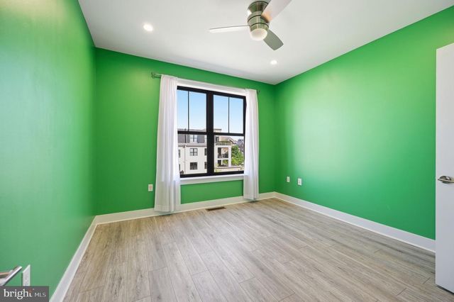 43565 MICHIGAN SQ, Leesburg, VA 20176
