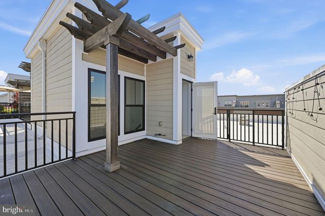 43565 MICHIGAN SQ, Leesburg, VA 20176