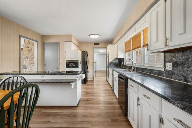 42 Maringo Creek Road, Phenix City, AL 36869