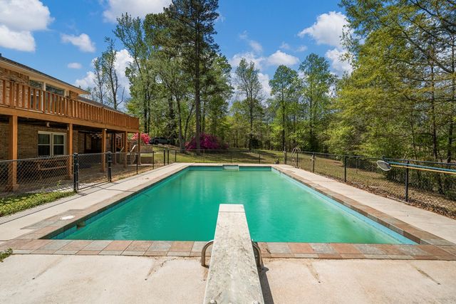 42 Maringo Creek Road, Phenix City, AL 36869