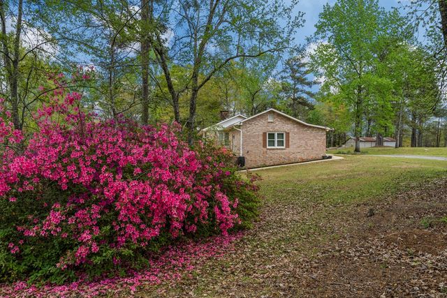 42 Maringo Creek Road, Phenix City, AL 36869