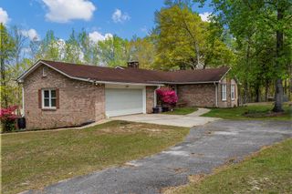 42 Maringo Creek Road, Phenix City, AL 36869