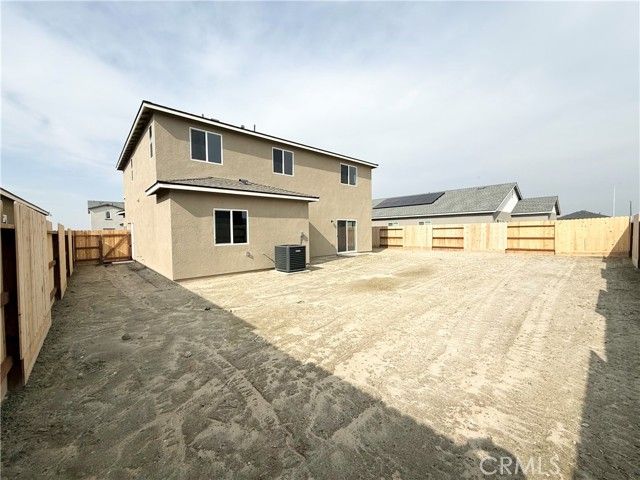 873 S Philip, Fowler, CA 93625