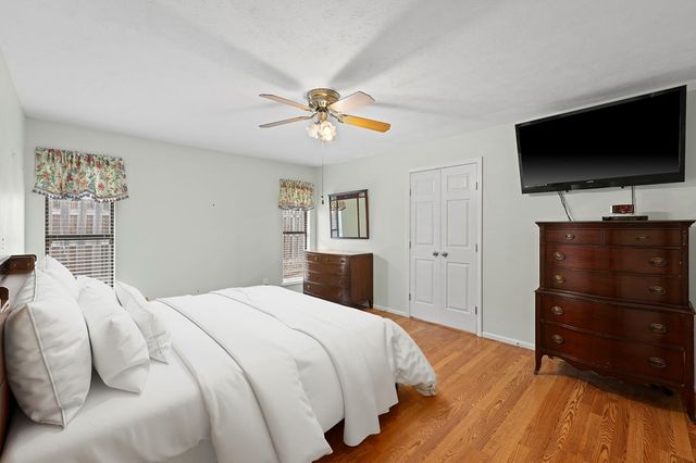 220 Spanish Oak Lane, Kerrville, TX 78028