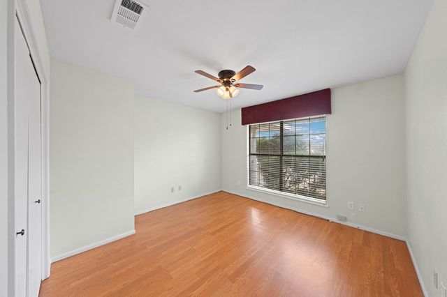 220 Spanish Oak Lane, Kerrville, TX 78028