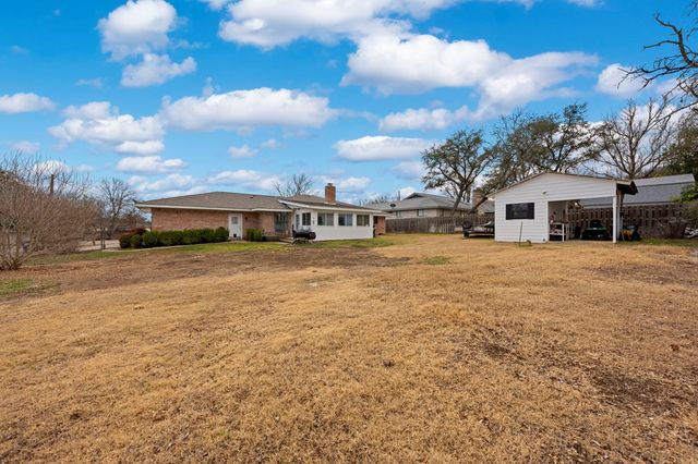 220 Spanish Oak Lane, Kerrville, TX 78028