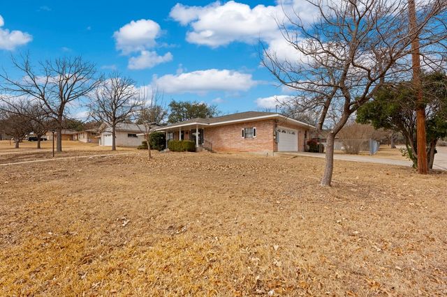 220 Spanish Oak Lane, Kerrville, TX 78028