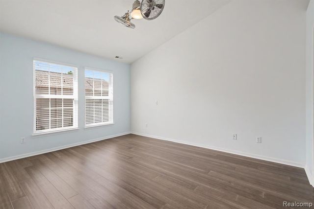 27909 Hopkins Drive, Novi, MI 48377