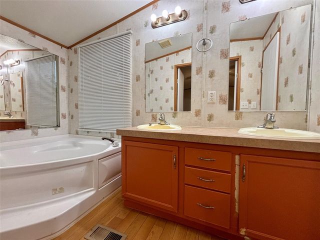 13295 Pecan Tree Drive, Willis, TX 77318