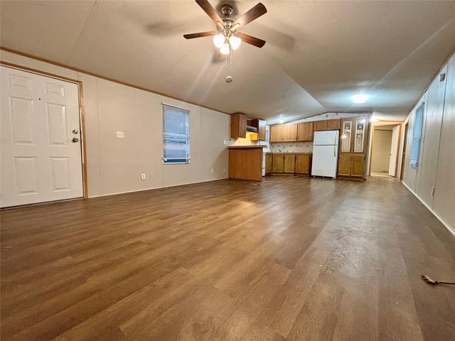 13295 Pecan Tree Drive, Willis, TX 77318