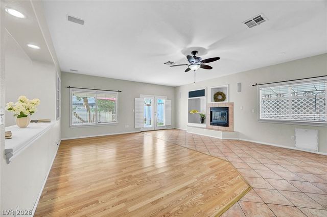 8963 Crystal Lagoon Court, Las Vegas, NV 89147