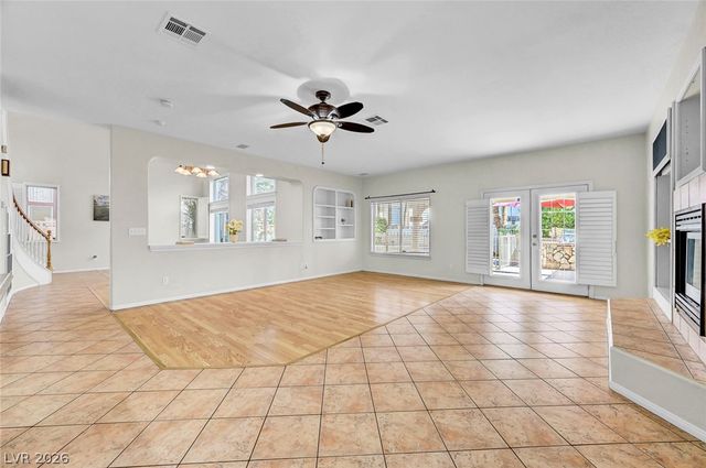 8963 Crystal Lagoon Court, Las Vegas, NV 89147