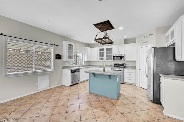 8963 Crystal Lagoon Court, Las Vegas, NV 89147