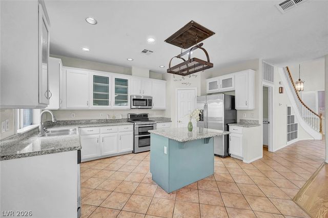 8963 Crystal Lagoon Court, Las Vegas, NV 89147
