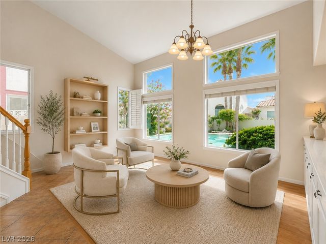 8963 Crystal Lagoon Court, Las Vegas, NV 89147