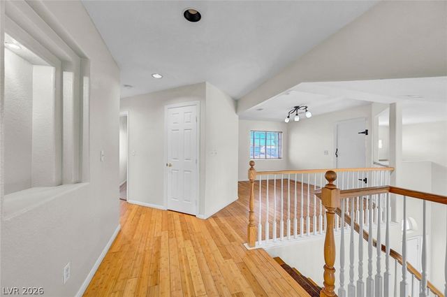 8963 Crystal Lagoon Court, Las Vegas, NV 89147
