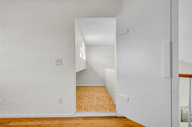 8963 Crystal Lagoon Court, Las Vegas, NV 89147