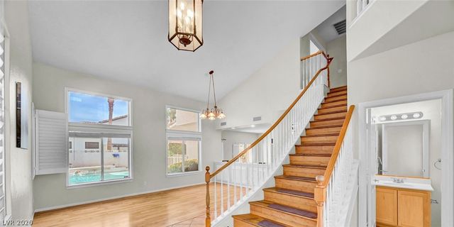 8963 Crystal Lagoon Court, Las Vegas, NV 89147