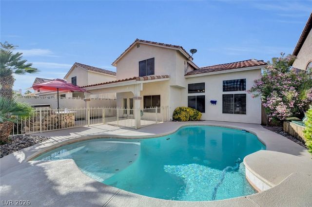 8963 Crystal Lagoon Court, Las Vegas, NV 89147