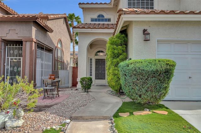 8963 Crystal Lagoon Court, Las Vegas, NV 89147