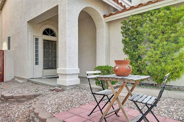 8963 Crystal Lagoon Court, Las Vegas, NV 89147