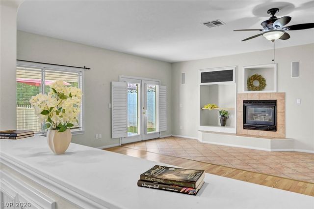 8963 Crystal Lagoon Court, Las Vegas, NV 89147