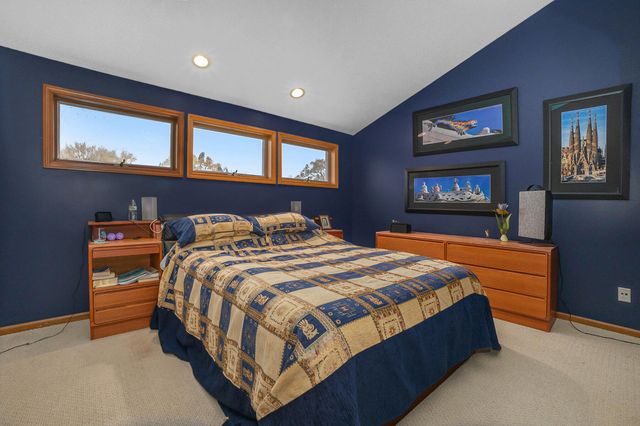 1792 Forest Lake Drive Se, City Of Kentwood, MI 49546