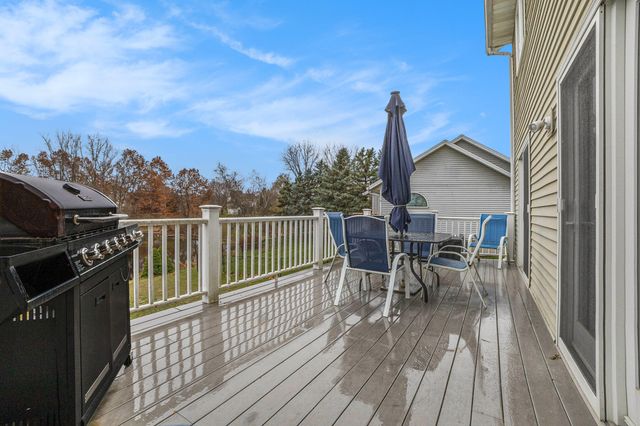 1792 Forest Lake Drive Se, City Of Kentwood, MI 49546