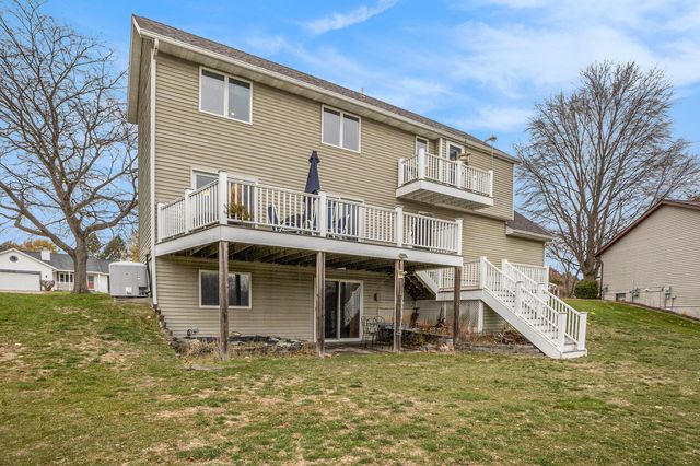 1792 Forest Lake Drive Se, City Of Kentwood, MI 49546