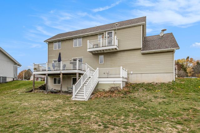 1792 Forest Lake Drive Se, City Of Kentwood, MI 49546