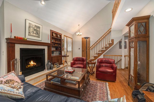 1792 Forest Lake Drive Se, City Of Kentwood, MI 49546