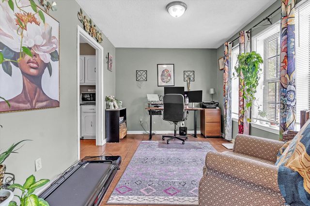 4204 SHADOWFALL DR, Memphis, TN 38141