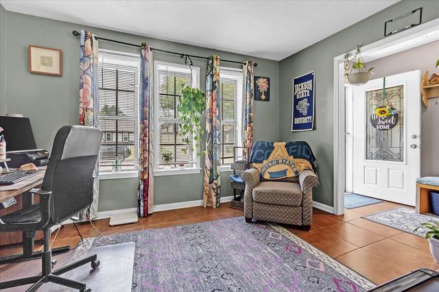 4204 SHADOWFALL DR, Memphis, TN 38141