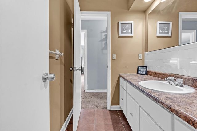 4204 SHADOWFALL DR, Memphis, TN 38141