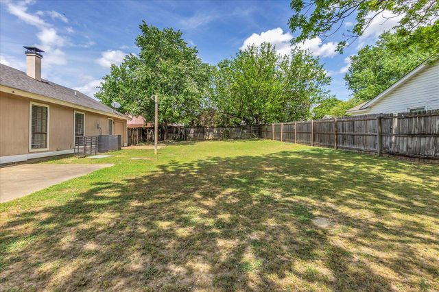 4204 SHADOWFALL DR, Memphis, TN 38141