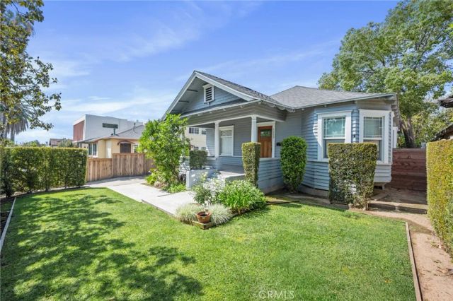 1251 N Commonwealth, Los Angeles, CA 90029