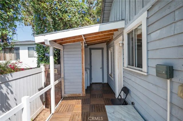 1251 N Commonwealth, Los Angeles, CA 90029