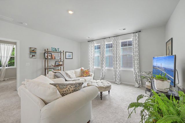 105 Osprey Ridge Lane, Summerville, SC 29483