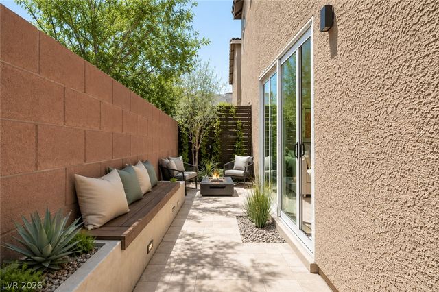 10611 Occlusion Court, Las Vegas, NV 89129