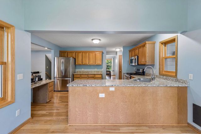 4601 Fairway Hills Drive, Eagan, MN 55123